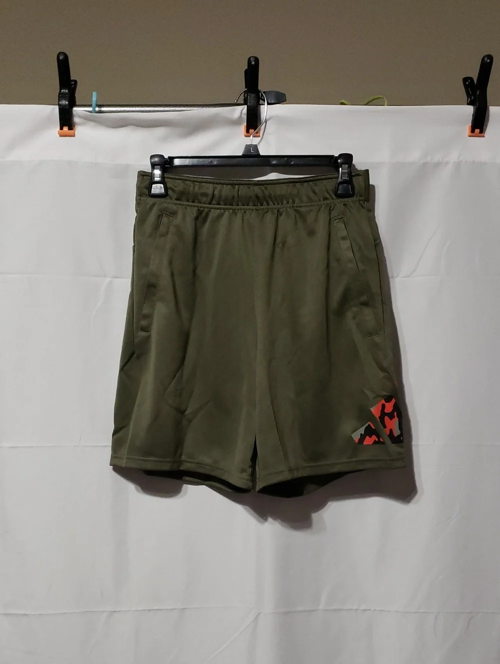 Adidas Men's Train Essentials Camo-Filled Logo Training Shorts. Size: Small